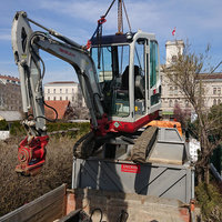 Bagger von Josef Hochreiter Baggerarbeiten & Transporte