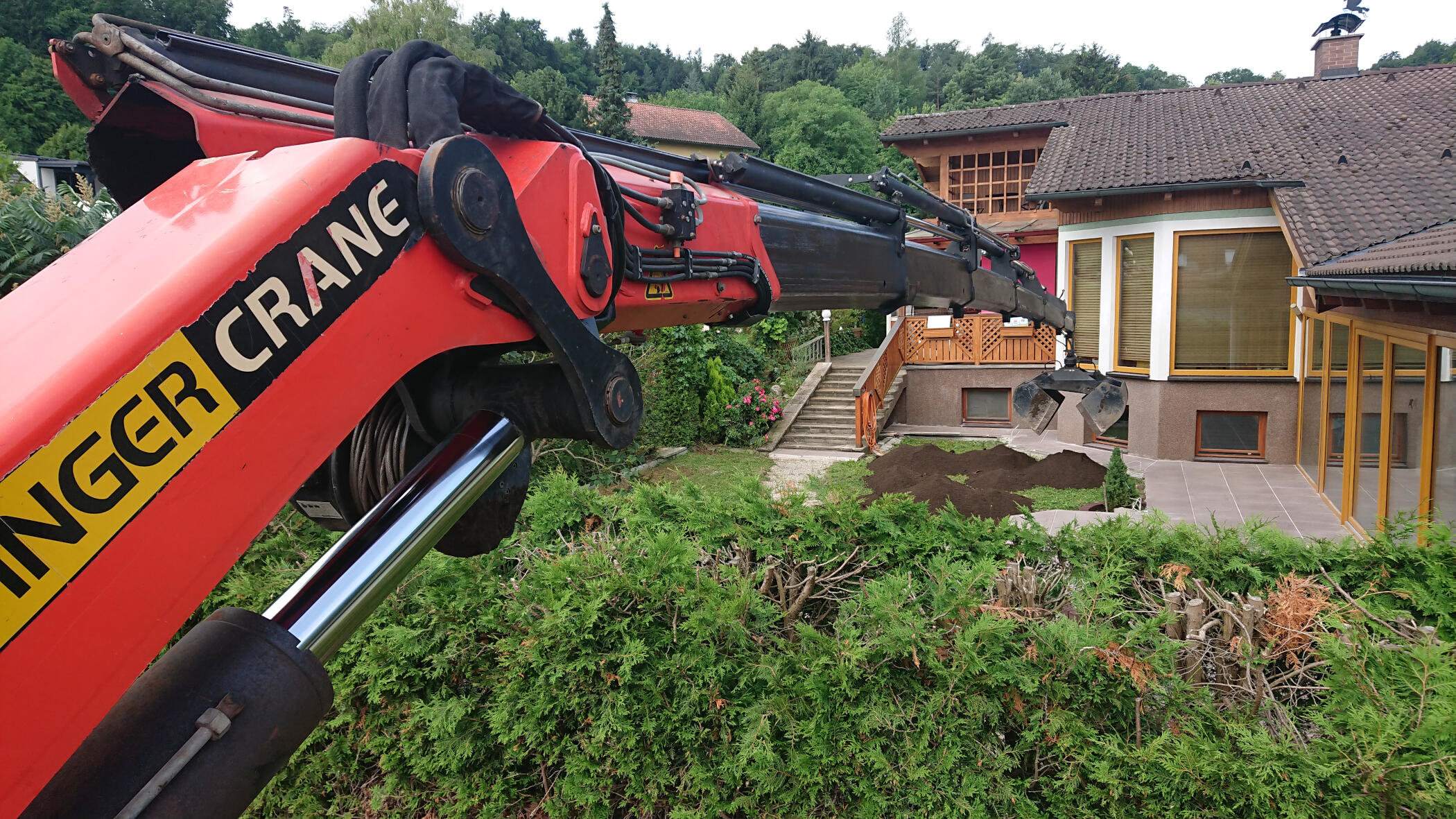 Gartenplanie durch Josef Hochreiter Baggerarbeiten & Transporte